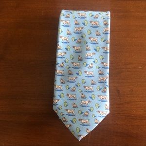 Vineyard Vines Blue Tie with Pointer Dog